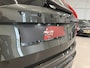 Volvo XC90 T8 Recharge AWD R-Design PANO/LUCHTVERING/B&W/SOH 100%/TREKHAAK/22"BLACK/HEAD-UP/MASSAGE+VENTILATIE/NAPPA-LEER/360CAMERA/PINE-GREY/DONKERE-ALCANTARA HEMEL/VOLLEDIG VOLVO DEALER HISTORIE