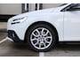 Volvo V40 Cross Country 2.0 T3 Nordic+ | Keyless entry | 100% Dealeronderhouden | 1e Eigenaar | Trekhaak | Stoelverwarming | Lichtmetalen velgen | Navigatie | Bluetooth | Koplampsproeiers
