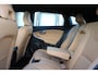 Volvo V40 Cross Country 2.0 T3 Nordic+ | Keyless entry | 100% Dealeronderhouden | 1e Eigenaar | Trekhaak | Stoelverwarming | Lichtmetalen velgen | Navigatie | Bluetooth | Koplampsproeiers