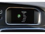 Volvo V40 Cross Country 2.0 T3 Nordic+ | Keyless entry | 100% Dealeronderhouden | 1e Eigenaar | Trekhaak | Stoelverwarming | Lichtmetalen velgen | Navigatie | Bluetooth | Koplampsproeiers