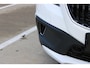 Volvo V40 Cross Country 2.0 T3 Nordic+ | Keyless entry | 100% Dealeronderhouden | 1e Eigenaar | Trekhaak | Stoelverwarming | Lichtmetalen velgen | Navigatie | Bluetooth | Koplampsproeiers