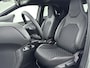 Toyota Aygo X 1.0 VVT-i MT Premium | Fietsendragerbeugel | Stoelverwarming | Leder |