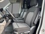Volkswagen Crafter 2.0 TDI L4H4 Trendline 177PK Automaat | Multifunctioneel Stuurwiel | LED-Koplampen | Cruise Control | Apple/Android Carplay | Parkeersensoren Voor + Achter | Achteruitrijcamera | Airco | DAB+ | Navigatie |