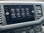 Volkswagen Crafter 2.0 TDI L4H4 Trendline 177PK Automaat | Multifunctioneel Stuurwiel | LED-Koplampen | Cruise Control | Apple/Android Carplay | Parkeersensoren Voor + Achter | Achteruitrijcamera | Airco | DAB+ | Navigatie |