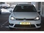 Volkswagen Golf Variant 1.2 TSI Business Edition Connected R 2e eigenaar 90881 NAP R line zeer compleet met oa half leren bekleding pdc camera pdc panoramadak schuifkantel dak ttrekhaak afneembaar audio