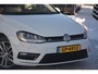 Volkswagen Golf Variant 1.2 TSI Business Edition Connected R 2e eigenaar 90881 NAP R line zeer compleet met oa half leren bekleding pdc camera pdc panoramadak schuifkantel dak ttrekhaak afneembaar audio