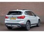 BMW X1 sDrive20i High Executive, 63.000km NAP, Sport Line, Panoramadak, Camera, Trekhaak, Leder, Head-up, Stoelverwarming.