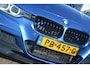 BMW 3-Serie Touring 320d High Executive | M PAKKET | Leer | Sportstoelen | Memory | Schuif kantel dak | Head up display | Stoelverwarming | Camera | lmv | Herman Kardon |