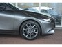 Mazda 3 2.0 e-SkyActiv-X M Hybrid 180 Comfort met Bose | LED | Stoelverwarming | Keyless | Head Up Display | Clima | Navi | Bluetooth | NL Auto!! |