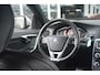 Volvo V60 2.4 D6 Twin Engine R-Design | Navigatie | Stoelverwarming | Xenon | PDC | NL auto!! |