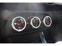 Alfa Romeo Giulietta 1.4 Turbo Turismo -170 PK - TREKHAAK - PANORAMADAK - PDC - XENON - CRUISE CONTROL - YOUNGTIMER!