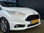 Ford Fiesta 1.6 ST2 182PK, Nieuwe Distributie, Stoelverwarm., Climate, Keyless, Voorruitverw., Nieuwe Distributie