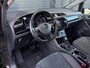 Volkswagen Touran 1.5 TSI Highline Business R, Camera, Stoelverw.,Trekhaak, 5Persoons