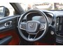Volvo XC40 T5 262PK Twin Engine R-Design | Panodak | ACC | Camera | Stoelverwarming | 20"LMV