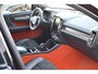 Volvo XC40 T5 262PK Twin Engine R-Design | Panodak | ACC | Camera | Stoelverwarming | 20"LMV