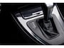 BMW 3-Serie Touring 330i, 272 PK, Pano, Trekhaak, PDC, Cruise!