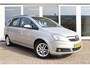 Opel Zafira 2.2 Temptation, 7 Persoons, Automaat, Cruise Control, Airco, Trekhaak, PDC V+A, Prijs Is Rijklaar Inclusief 6 Maanden Garantie