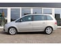 Opel Zafira 2.2 Temptation, 7 Persoons, Automaat, Cruise Control, Airco, Trekhaak, PDC V+A, Prijs Is Rijklaar Inclusief 6 Maanden Garantie