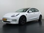 Tesla Model 3 Long Range AWD 75kWh FACELIFT Trekhaak Warmtepomp FSD-3 Hardware Stuur+Stoelverwarming AutoPilot Leder Panoramadak Adaptive-Cruise Camera's Elektr.-Stuur+Stoelen+Spiegels+Geheugen+Easy-Entry Park assistent Pdc WIFI Lane-Assist SOH 90% Lmv Navi LED DAB Voorverwarmen interieur Keyless One-Pedal-Drive 4WD Origineel Nederlandse Auto Fabrieksgarantie op Accu en Motor tot 27-09-2029/192.00km