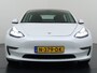 Tesla Model 3 Long Range AWD 75kWh FACELIFT Trekhaak Warmtepomp FSD-3 Hardware Stuur+Stoelverwarming AutoPilot Leder Panoramadak Adaptive-Cruise Camera's Elektr.-Stuur+Stoelen+Spiegels+Geheugen+Easy-Entry Park assistent Pdc WIFI Lane-Assist SOH 90% Lmv Navi LED DAB Voorverwarmen interieur Keyless One-Pedal-Drive 4WD Origineel Nederlandse Auto Fabrieksgarantie op Accu en Motor tot 27-09-2029/192.00km