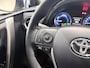 Toyota Auris 1.8 Hybrid Lease Pro Achteruitrijcamera | Bi-Xenon Koplampen | Bluetooth | Cruise Control | Electronic Climate Controle | Extra Getint Glas | Hill/Hold Functie | Keyless Entry | LED Dagrijverlichting | Lederen/Stof Bekleding | Lichtmetalen Velgen 17'' | multimedia-Voorbereiding | Navigatiesysteem Full Map | Parkeersensor Voor en Achter | Regensensor | Start/Stop Systeem | Voorstoelen Verwarmd