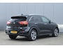 Kia Niro EV e-Niro ExecutiveLine 64 kWh | SOH 100% | Stoelverwarming & koeling | Adaptief Cruise | Warmtepomp | Camera | Etc..
