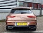Mercedes-Benz CLA Shooting Brake 180 AMG Line | Night pakket | Achteruitrijcamera | Sfeerverlichting | Stoelverwarming | Dodehoekassistentie | Multibeam LED | Keyless-GO | Elektrische achterklep