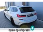 BMW 3-Serie Touring 330i High Executive Edition /19'' / PANO / FULL LED/BOM VOLL