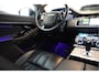 Land Rover Range Rover Evoque 2.0 D180 AWD HSE | NAP | Pano | Meridian | Sfeerverlichting | Adaptive + Lane | 20inch | Dealer onderhouden | Alcantara hemel | Volleder + memory + verwaming |