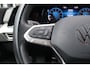 Volkswagen Golf Variant 1.0 TSI 110pk Life | Navigatie | Getint glas | Volautomatische Airconditioning