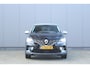 Renault Captur 1.3 TCe 140pk Automaat Initiale Paris | Leder | Camera | Navigatie | 18" Pasadena | Stoel- en stuurverwarming