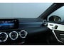 Mercedes-Benz A-klasse 180 Business Solution AMG | NAP! | Widescreen | Night Package | Panorama dak | Navigatie | Camera