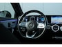 Mercedes-Benz A-klasse 180 Business Solution AMG | NAP! | Widescreen | Night Package | Panorama dak | Navigatie | Camera