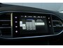 Peugeot 308 SW 1.2 PureTech 131pk Automaat Allure | Achteruitrijcamera | Navigatie | Afneembare trekhaak | Cruise control | Climate control