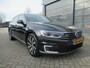 Volkswagen Passat Variant 1.4 TSI GTE Highline / PANORAMADAK / DEELS LEDER / DIGITALE DASHBOARD / STOELVERWARMING