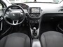 Peugeot 208 1.2 PureTech Signature / Navi / PDC / Carplay