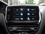 Peugeot 208 1.2 PureTech Signature / Navi / PDC / Carplay