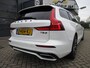 Volvo V60 2.0 T8 Twin Engine AWD R-Design / AUTOMAAT / NAV / Leder / Camera