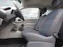 Renault Twingo 1.2-16V Authentique / Airco / Elek. ramen
