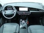 Kia Niro EV DynamicLine 64.8 kWh | SOH 99% | Warmtepomp | Lichtmetalen-Velgen | Climate Control | Apple Carplay/Android Auto