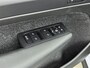 Volvo EX40 Single Motor Extended Range Ultra 82 kWh | Panoramadak | BLIS | Stoel+Stuurverwarming | PDC V+A en Camera | Warmtepomp |