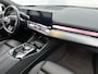 BMW i5 EDrive40 84 kWh M-sport(NL-auto, Harman/Kardon, SfeerV, Stoel V+ K, 360 Camera, Lane Assit, Active Cruise, Etc)