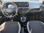 Hyundai i10 1.0 Comfort Smart 5-zits Automaat / Dealer Onderhouden / Fabrieksgarantie tot 12-2029 / Navigatie / Cruise Control / Digitaal Cockpit / Apple Carplay & Android Auto / Camera / Airco /