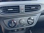 Hyundai i10 1.0 Comfort Smart 5-zits Automaat / Dealer Onderhouden / Fabrieksgarantie tot 12-2029 / Navigatie / Cruise Control / Digitaal Cockpit / Apple Carplay & Android Auto / Camera / Airco /