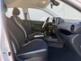Hyundai i10 1.0 Comfort Smart 5-zits Automaat / Dealer Onderhouden / Fabrieksgarantie tot 12-2029 / Navigatie / Cruise Control / Digitaal Cockpit / Apple Carplay & Android Auto / Camera / Airco /