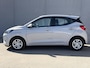 Hyundai i10 1.0 Comfort Smart 5-zits Automaat / Dealer Onderhouden / Fabrieksgarantie tot 12-2029 / Navigatie / Cruise Control / Digitaal Cockpit / Apple Carplay & Android Auto / Camera / Airco /