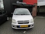 Opel Agila 1.2-16V Essentia