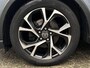 Toyota C-HR / C-HR+ 2.0 184pk Hybrid Style Bi-Tone | Dodehoek | Stoel+stuurverw.