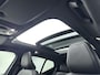 Volvo XC40 2.0 B4 R-Design Hybride // DEALER ONDERHOUDEN // LEDER // PANO-/SCHUIFDAK // KEYLESS //