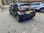 Toyota Yaris 1.5 Hyb Dynamic NL-AUTO STOELVERW APLLECAR 4SEIZOEN